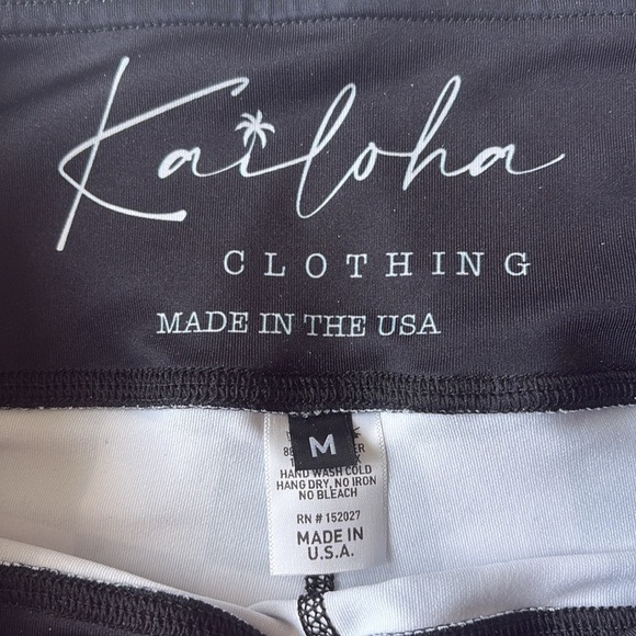 Kailoha Clothing Shorts Size MEDIUM - Picture 2 of 5